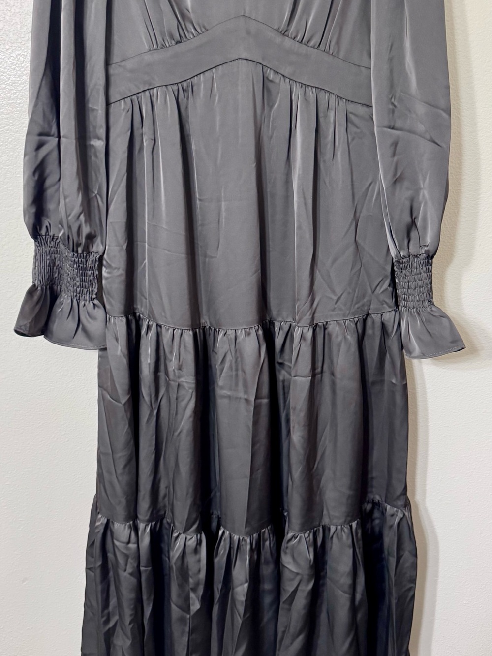 NWT Zahraa The Label Charcoal Tiered Maxi Dress L Smocked Cuff - Picture 6 of 10